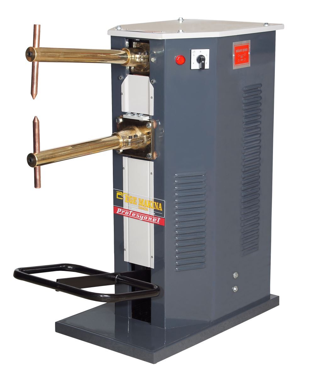 Ege Makina 20 Kva Bakır Sargılı Ayak Pedallı Punta Kaynak Makina