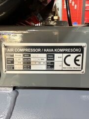 500 LİTRE 8 BAR 380V KOMPRESÖR